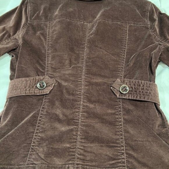 Velvet Cropped Jacket - Picture 2 of 3